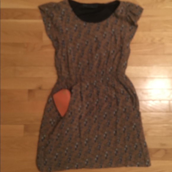 Zara mini dress with pockets & dog walking print - Picture 3 of 6